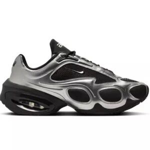 Nike Air Max Muse Metallic Silver and Black US 8.5 Athletic Shoes